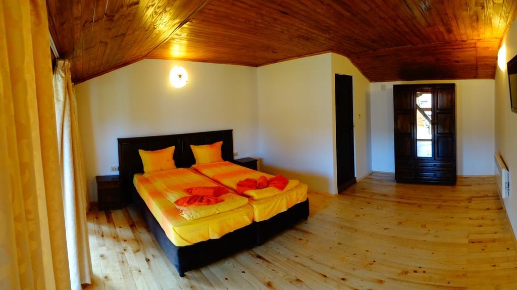 Hotel Krai Potoka Krushuna Esterno foto